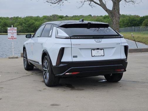 Vibrant White Tricoat 2026 Cadillac LYRIQ Premium Sport