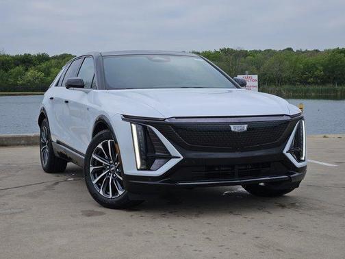 Vibrant White Tricoat 2026 Cadillac LYRIQ Premium Sport