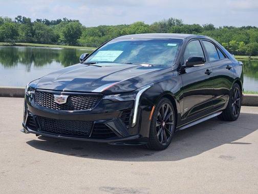 Vibrant White Tricoat 2026 Cadillac LYRIQ Luxury