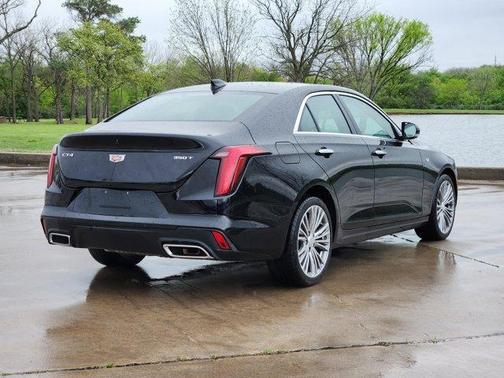 2025 Cadillac CT4 Premium Luxury RWD