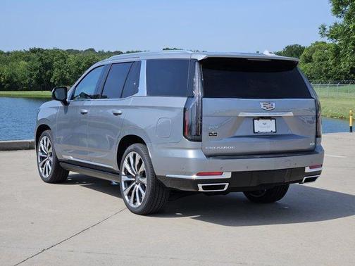 Argent Silver Metallic 2026 Cadillac Escalade Luxury