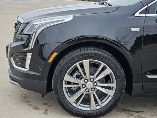 Stellar Black Metallic 2026 Cadillac XT5 Premium Luxury