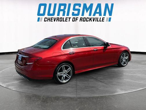 designo Cardinal Red Metallic 2017 Mercedes-Benz E-Class E 300