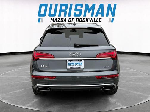 2022 Audi Q5 45 S line Premium