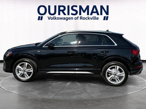 Mythos Black Metallic 2023 Audi Q3 45 S line Premium Plus