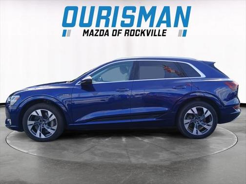 2021 Audi e-tron Premium