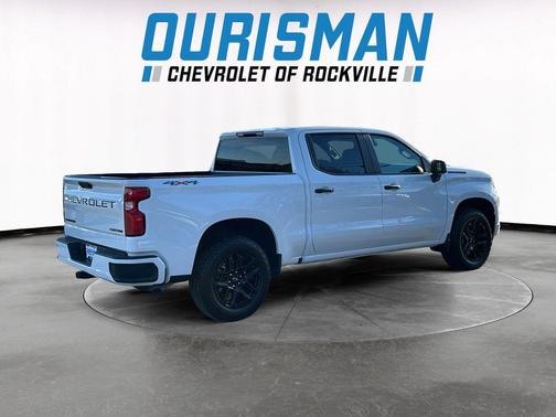 2025 Chevrolet Silverado 1500 Custom