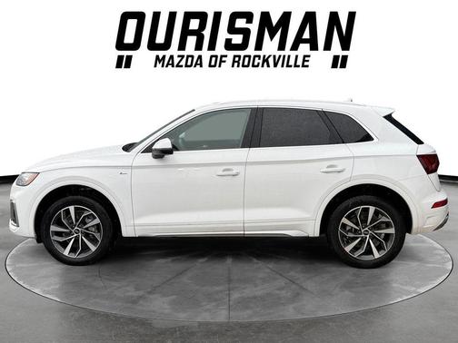 Ibis White 2023 Audi Q5 45 S line Premium