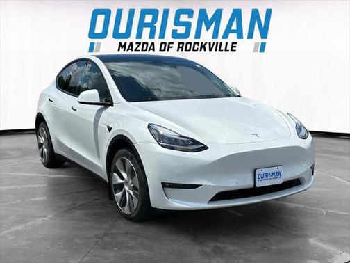 2022 Tesla Model Y Long Range Dual Motor All-Wheel Drive