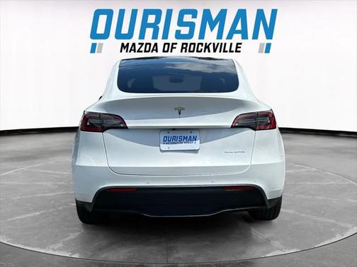 2022 Tesla Model Y Long Range Dual Motor All-Wheel Drive