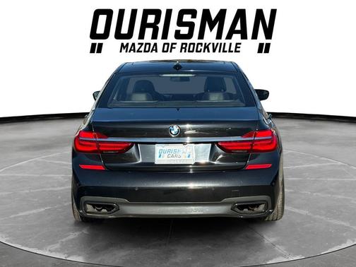 2018 BMW 750 i xDrive