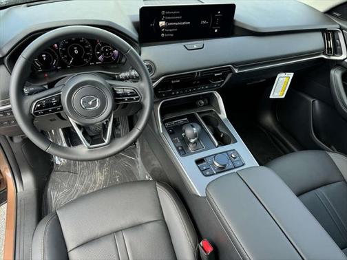 2025 Mazda CX-70 PHEV Premium Package
