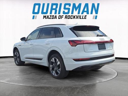 2021 Audi e-tron Premium