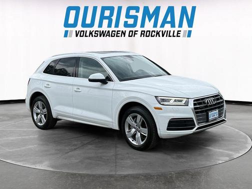 Ibis White 2018 Audi Q5 2.0T Tech Premium
