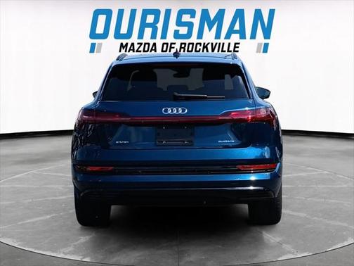 2021 Audi e-tron Premium
