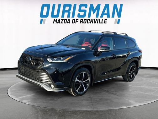 2022 Toyota Highlander XSE