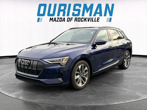 2021 Audi e-tron Premium Plus