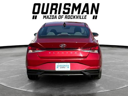 2022 Hyundai ELANTRA SEL