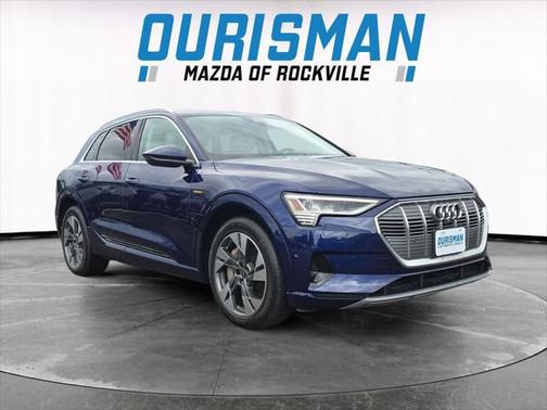 2021 Audi e-tron Prestige