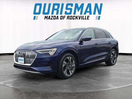 2021 Audi e-tron Prestige