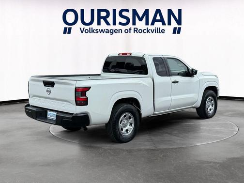 Glacier White 2022 Nissan Frontier S