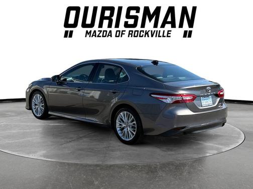 Predawn Gray Mica 2018 Toyota Camry XLE