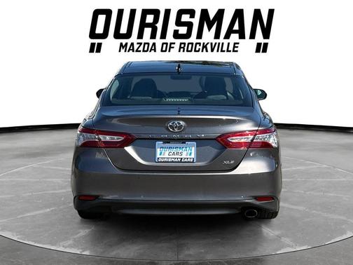 Predawn Gray Mica 2018 Toyota Camry XLE