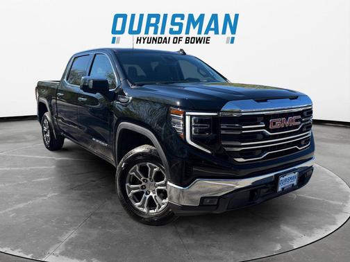 Onyx Black 2024 GMC Sierra 1500 SLT