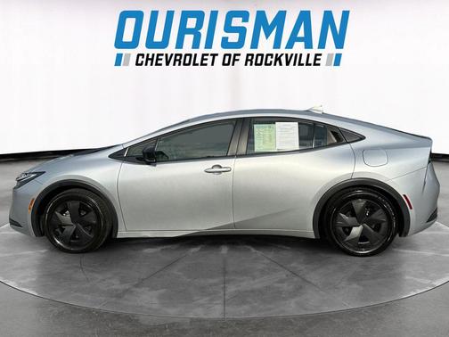 2024 Toyota Prius LE
