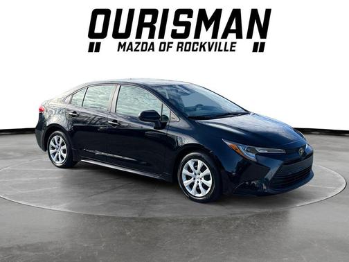 Midnight Black Metallic 2024 Toyota Corolla LE