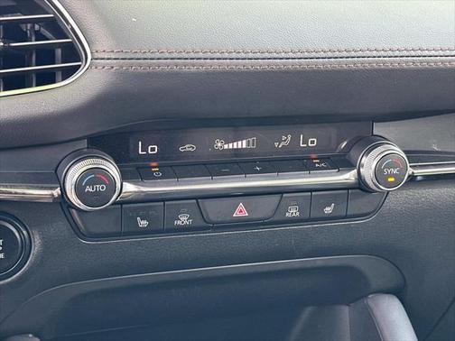 2023 Mazda Mazda3 FWD w/Preferred Package