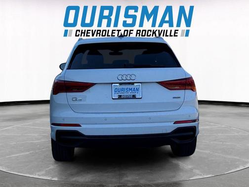 2024 Audi Q3 Premium 45 TFSI S line quattro Tiptronic
