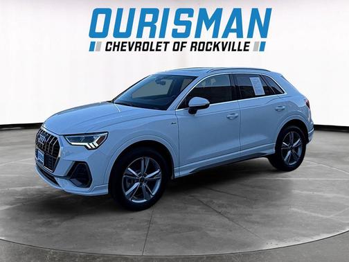 2024 Audi Q3 Premium 45 TFSI S line quattro Tiptronic