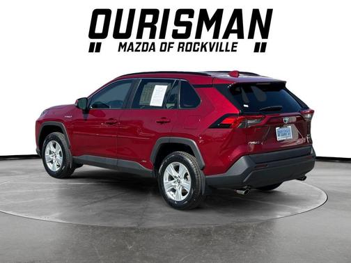 2021 Toyota RAV4 Hybrid XLE