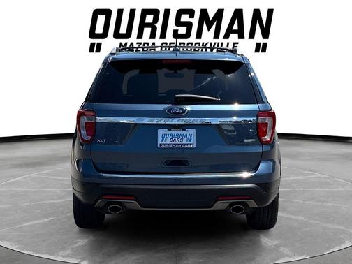 Blue Metallic 2018 Ford Explorer XLT