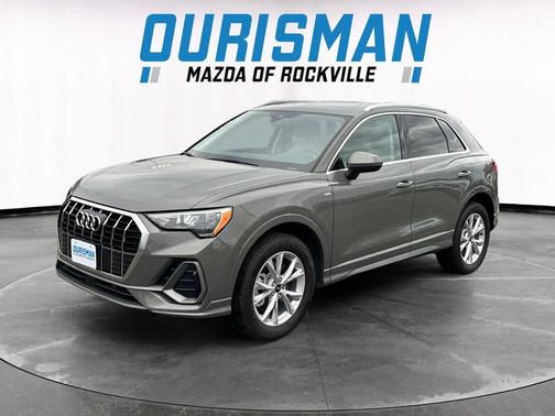 2022 Audi Q3 45 S line Premium