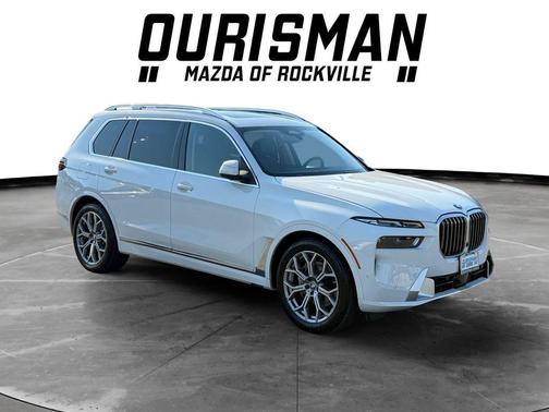 Alpine White 2024 BMW X7 xDrive40i