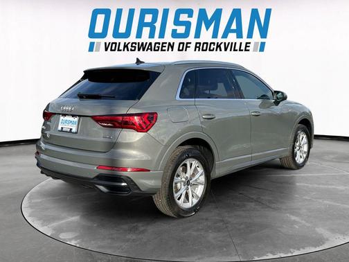 2022 Audi Q3 45 S line Premium