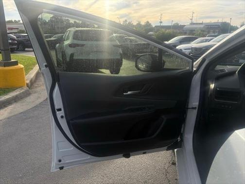 2023 Toyota Prius XLE