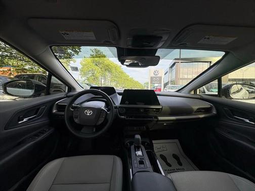 2023 Toyota Prius XLE