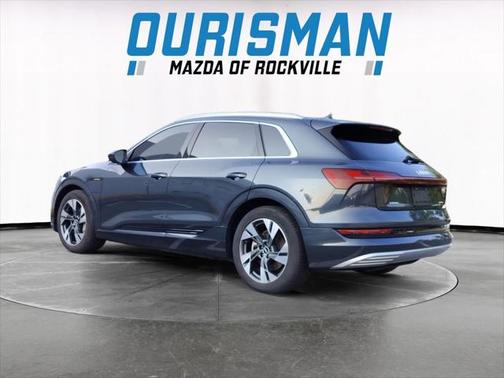 2021 Audi e-tron Premium