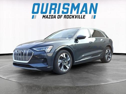 2021 Audi e-tron Premium