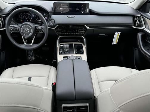 2025 Mazda CX-70 PHEV Premium Package