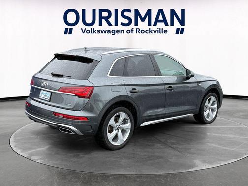 Daytona Gray Pearl 2025 Audi Q5 45 S line Premium Plus