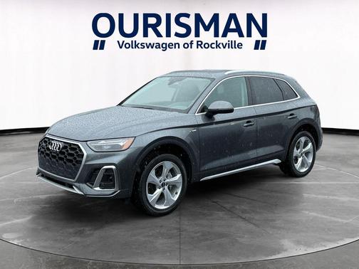 Daytona Gray Pearl 2025 Audi Q5 45 S line Premium Plus