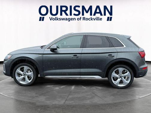 Daytona Gray Pearl 2025 Audi Q5 45 S line Premium Plus