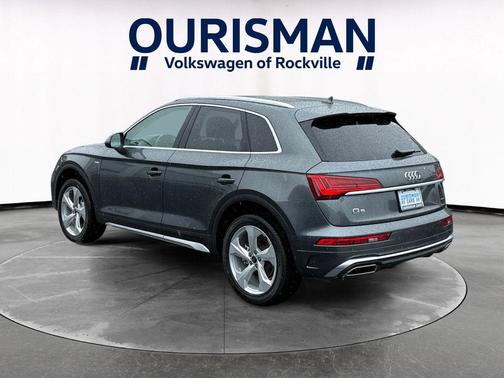 Daytona Gray Pearl 2025 Audi Q5 45 S line Premium Plus