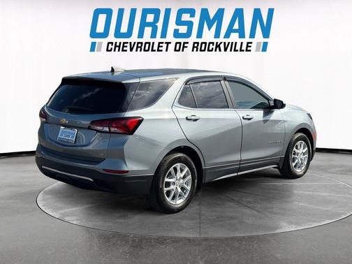 Sterling Gray Metallic 2024 Chevrolet Equinox 1LT