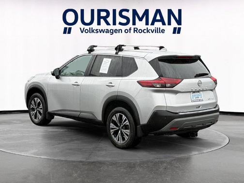 Brilliant Silver Metallic 2023 Nissan Rogue SV