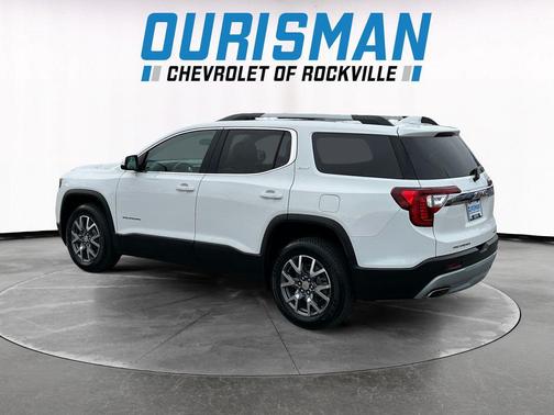 2023 GMC Acadia AWD SLT